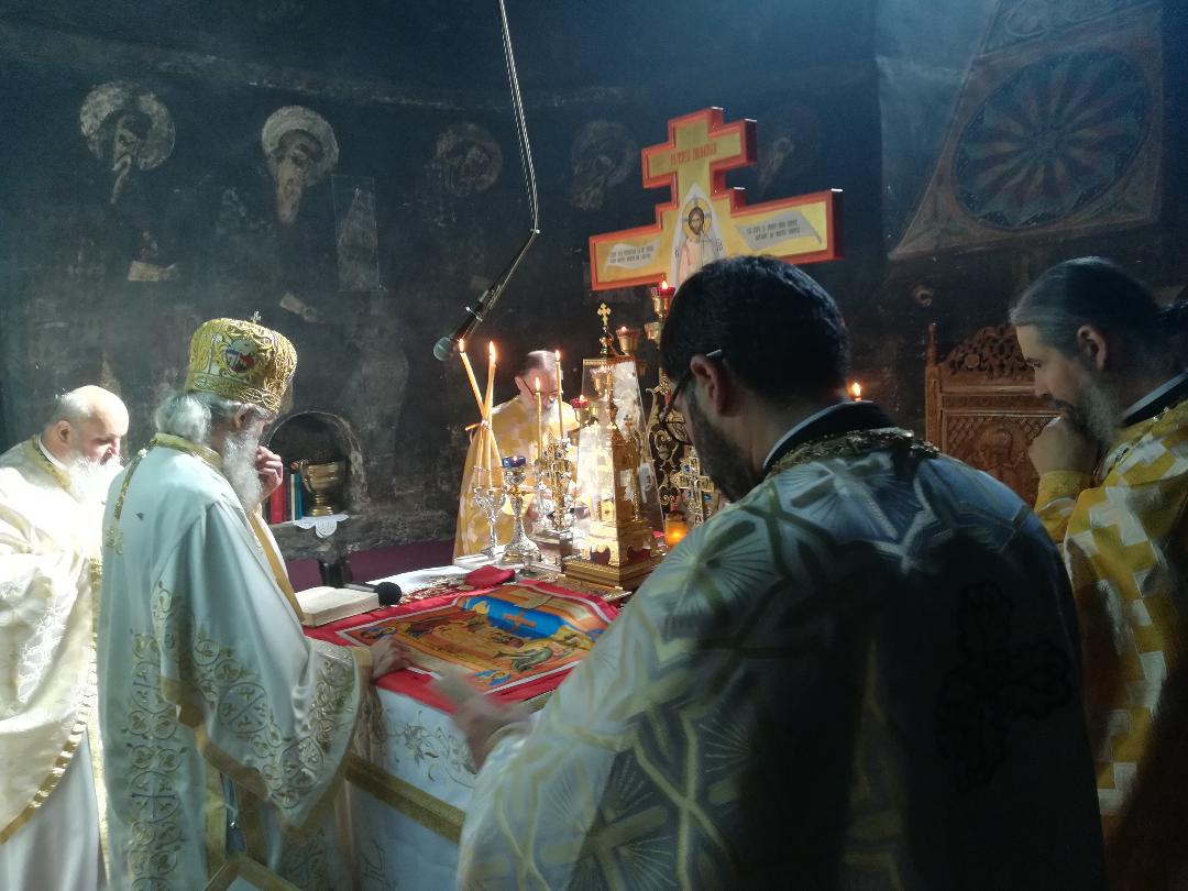 PS Antonie de Bălți la hramul ctitoriei Sfântului Voievod Ștefan cel Mare din Hârlău PS Antonie de Bălți la hramul ctitoriei Sfântului Voievod Ștefan cel Mare din Hârlău