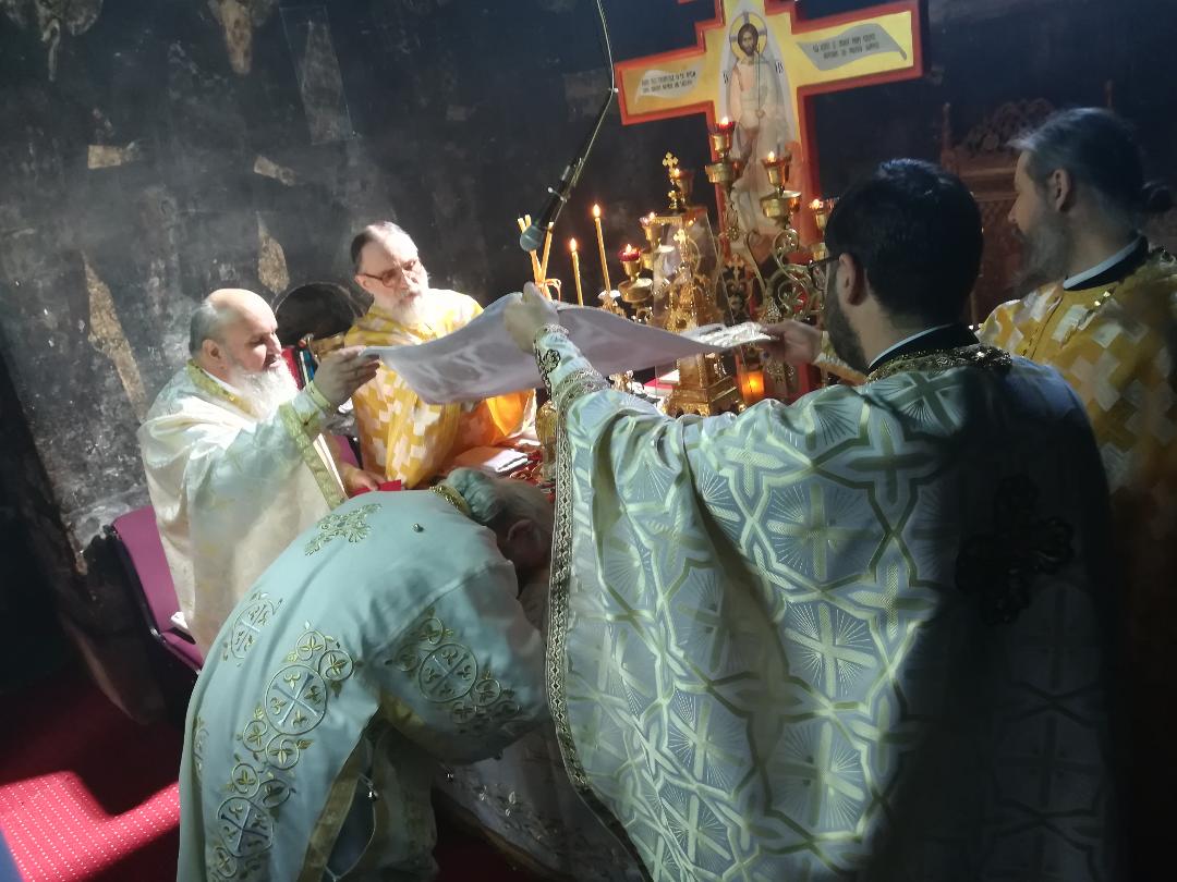 PS Antonie de Bălți la hramul ctitoriei Sfântului Voievod Ștefan cel Mare din Hârlău PS Antonie de Bălți la hramul ctitoriei Sfântului Voievod Ștefan cel Mare din Hârlău