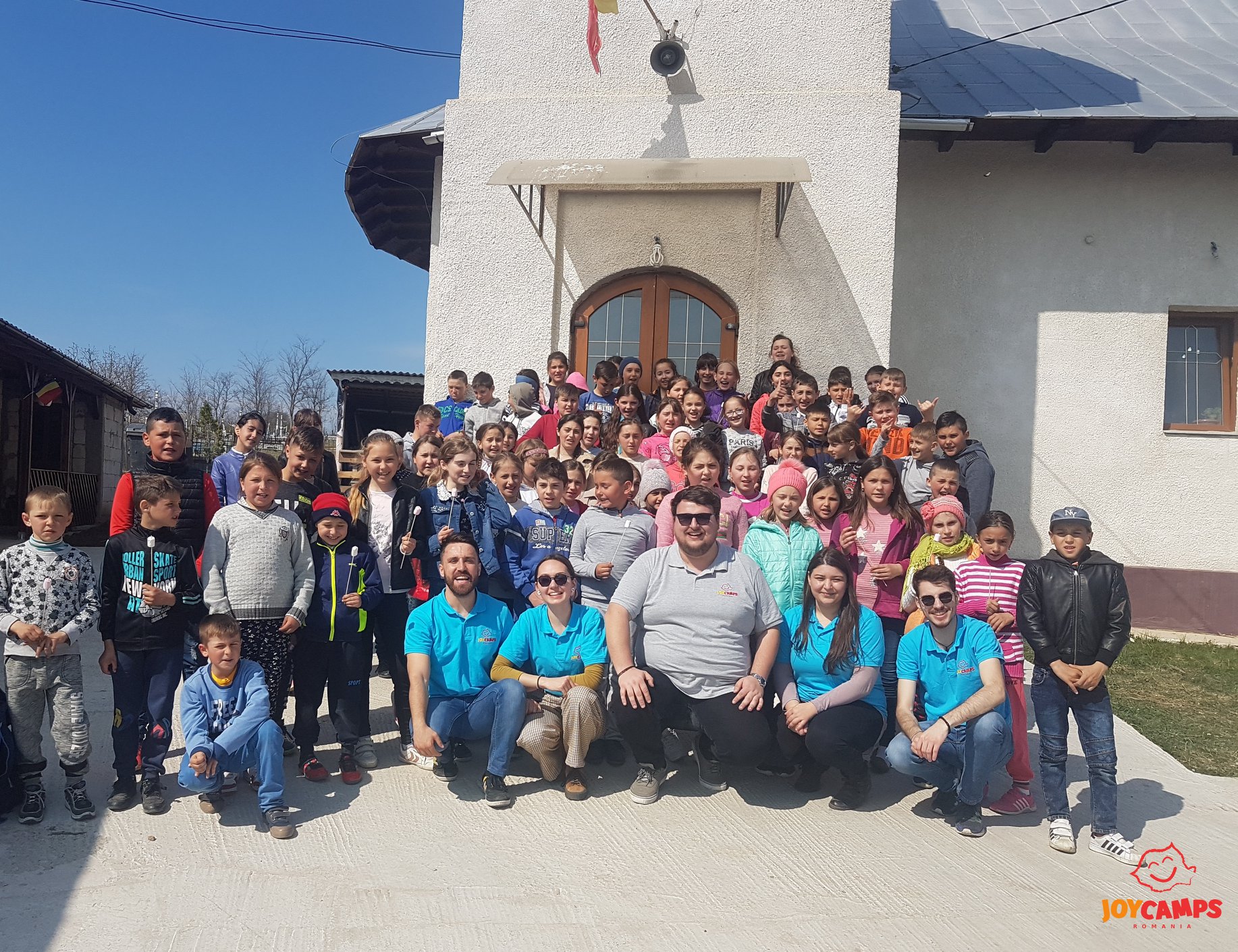 Proiectul „Copilăria la sat” - jocuri și distracție pentru copiii din satul Arama