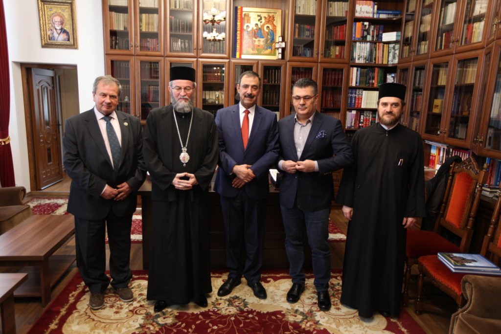 Episcopul Maramureșului și Sătmarului a primit vizita Ambasadorului palestinian în România