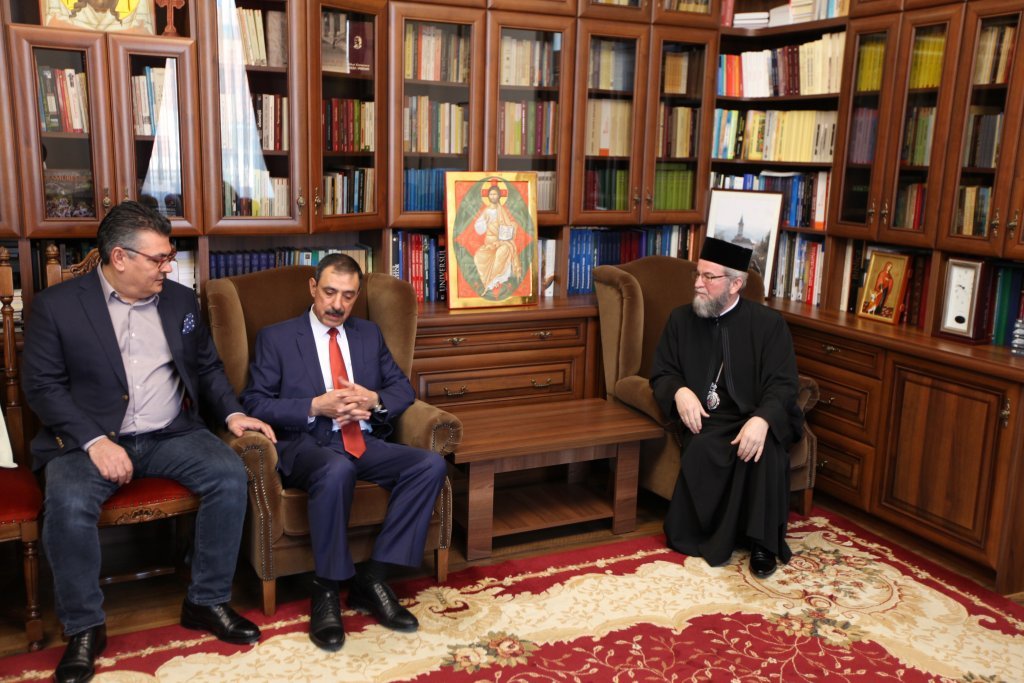 Episcopul Maramureșului și Sătmarului a primit vizita Ambasadorului palestinian în România