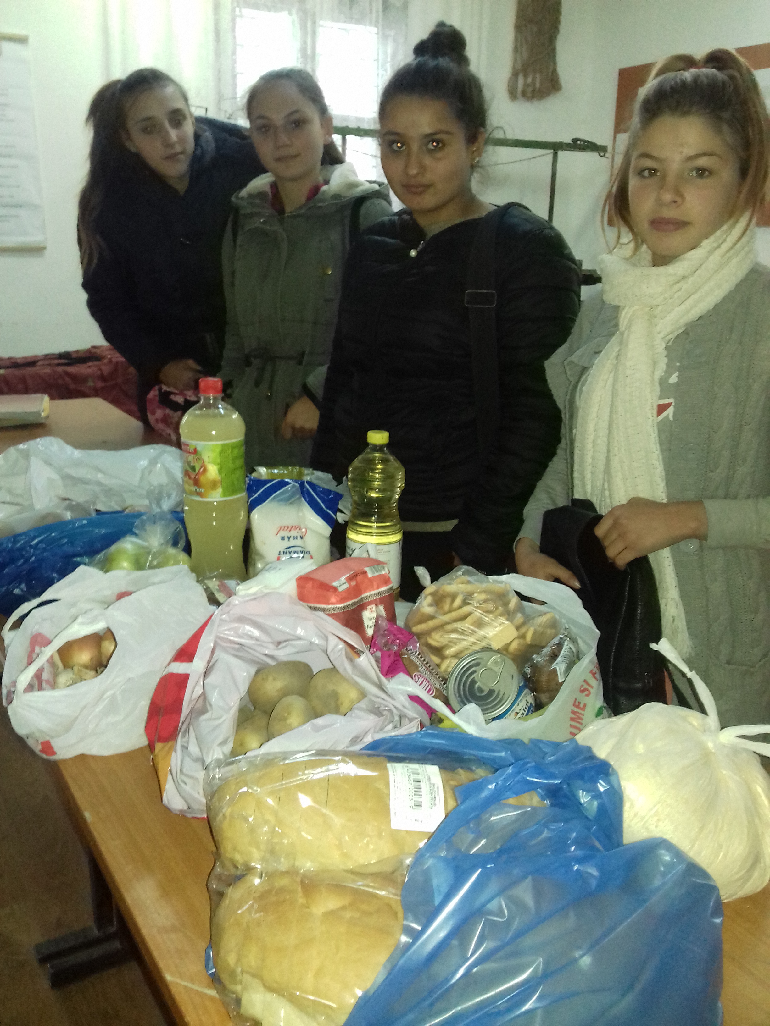 „Hristos - prezenţă vie în inima satului meu”, la Biserica „Sfântul Dumitru” din Şcheia