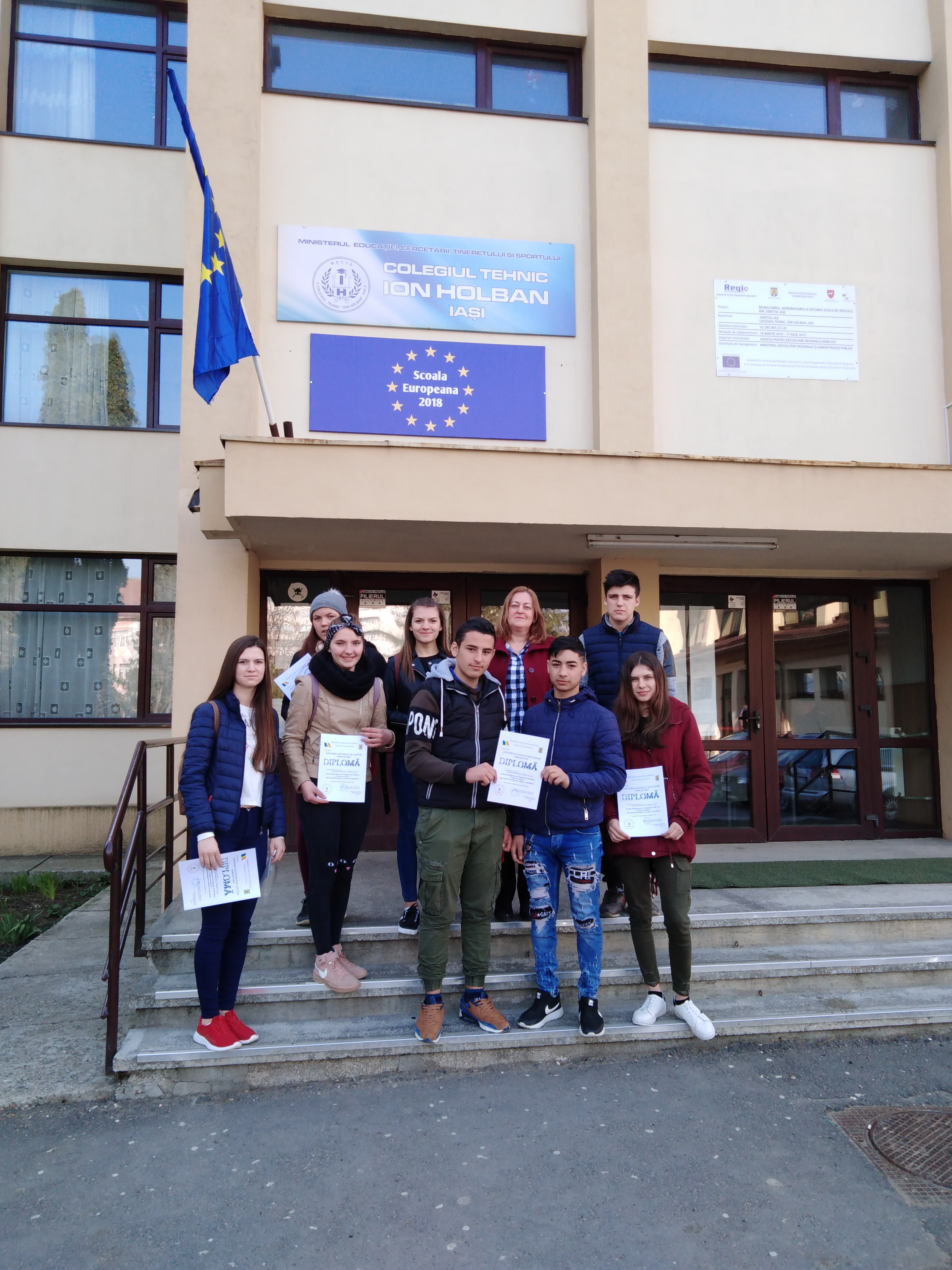 „Hristos - prezenţă vie în inima satului meu”, la Biserica „Sfântul Dumitru” din Şcheia