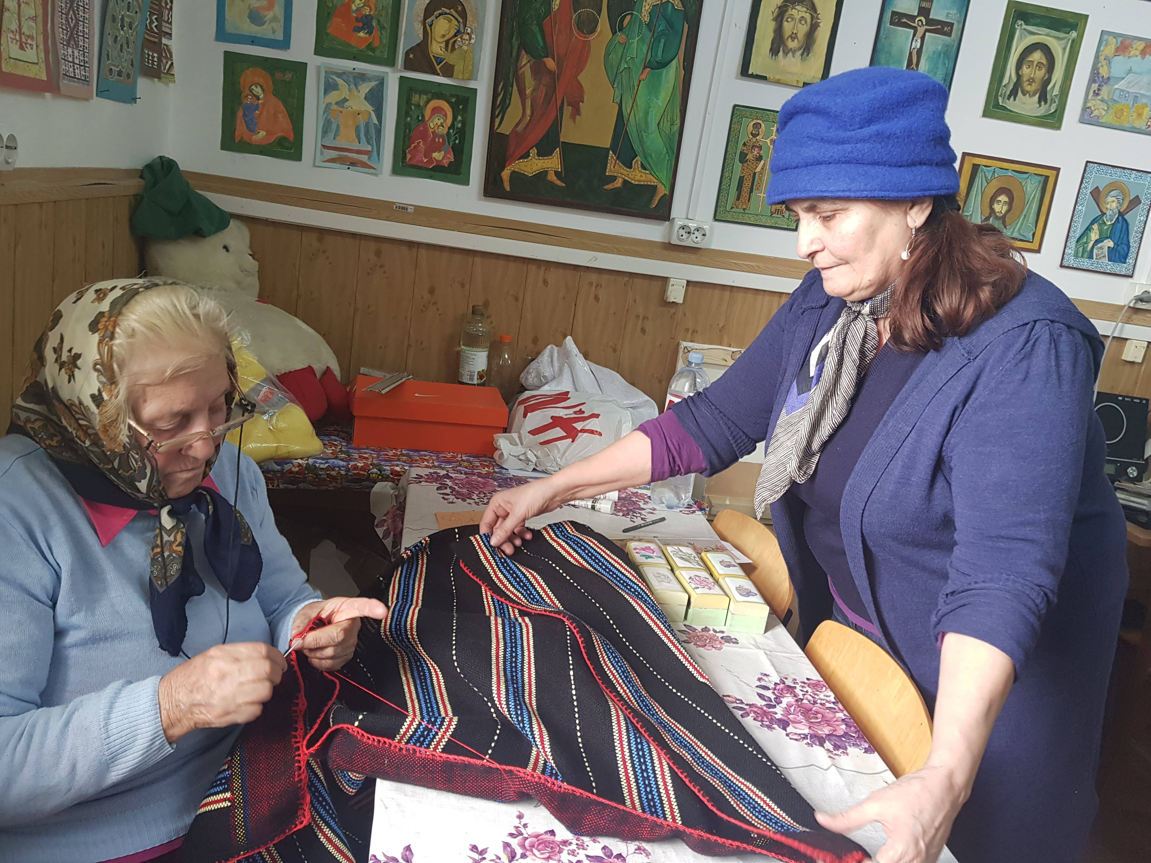 „Hristos - prezenţă vie în inima satului meu”, la Biserica „Sfântul Dumitru” din Şcheia