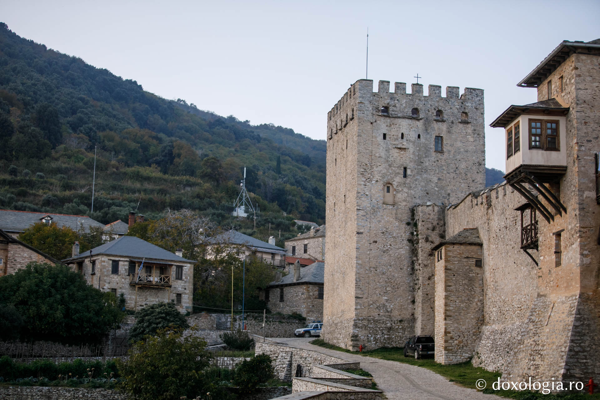 Turnul Împăratului Ioan Tzimiskis de la Marea Lavră