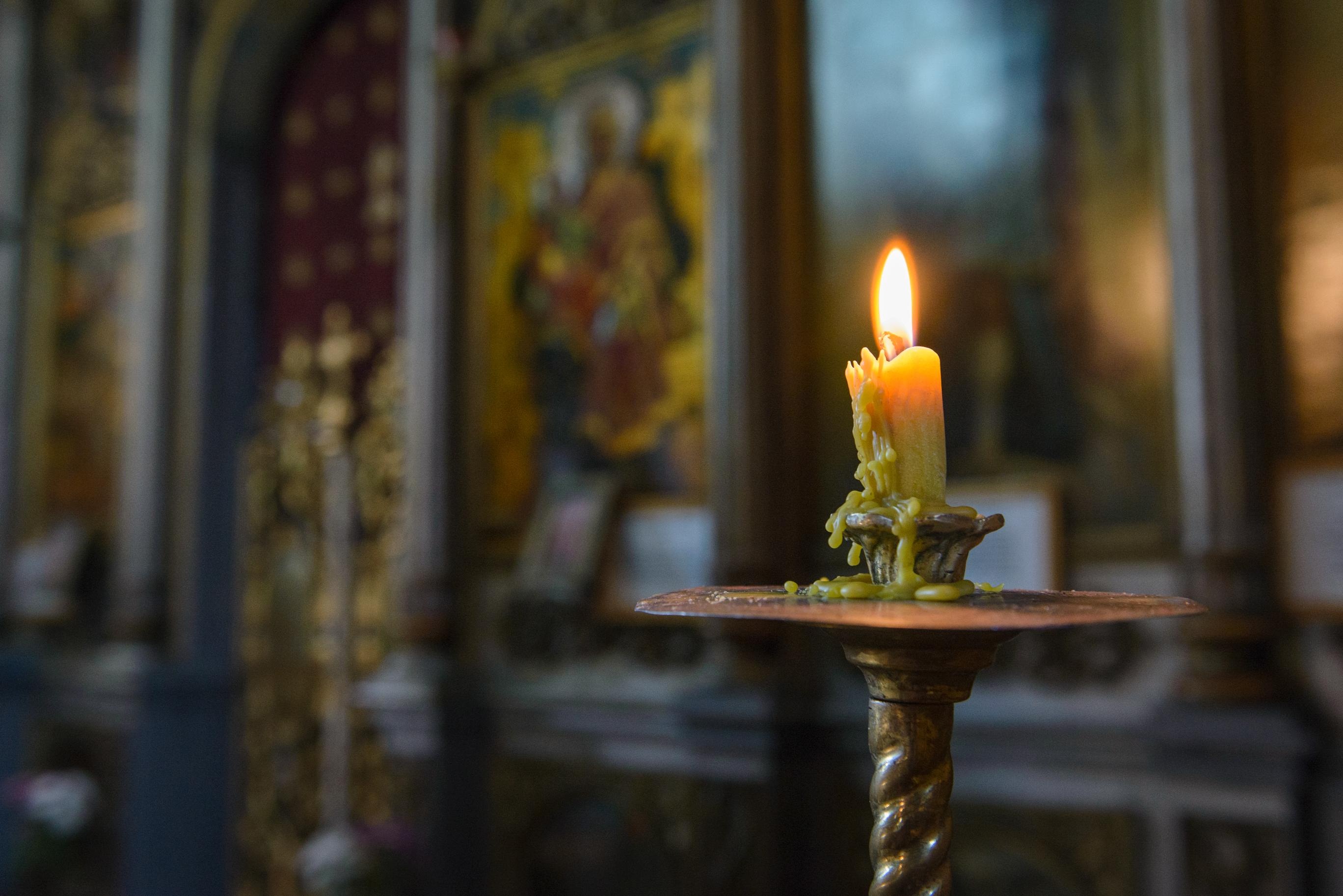 Foto: Oana Nechifor Sfânta Lumină s-a pogorât la Ierusalim. Mii de pelerini, un singur glas de mărturisire: „Hristos a înviat!”