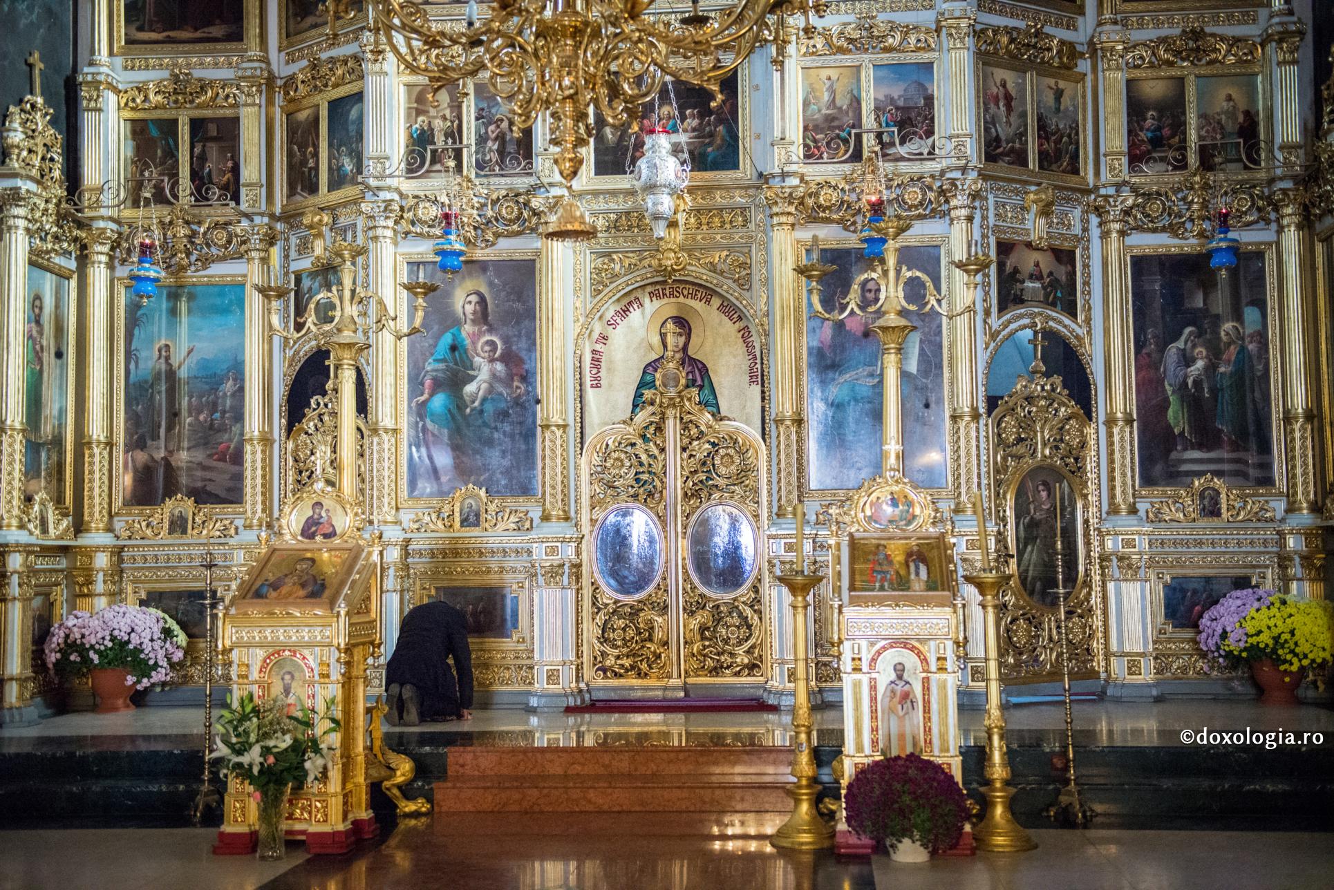 Biserica „luptată fiind, biruiește, uneltindu-se împotriva ei, covârșește, insultată fiind, se face și mai strălucitoare”