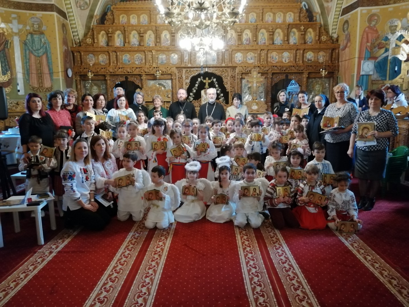 Ediție jubiliară a Concursului „Micii creştini” la Bicaz: „Este o lucrare binecuvântată întâlnirea noastră în Sfânta Biserică”