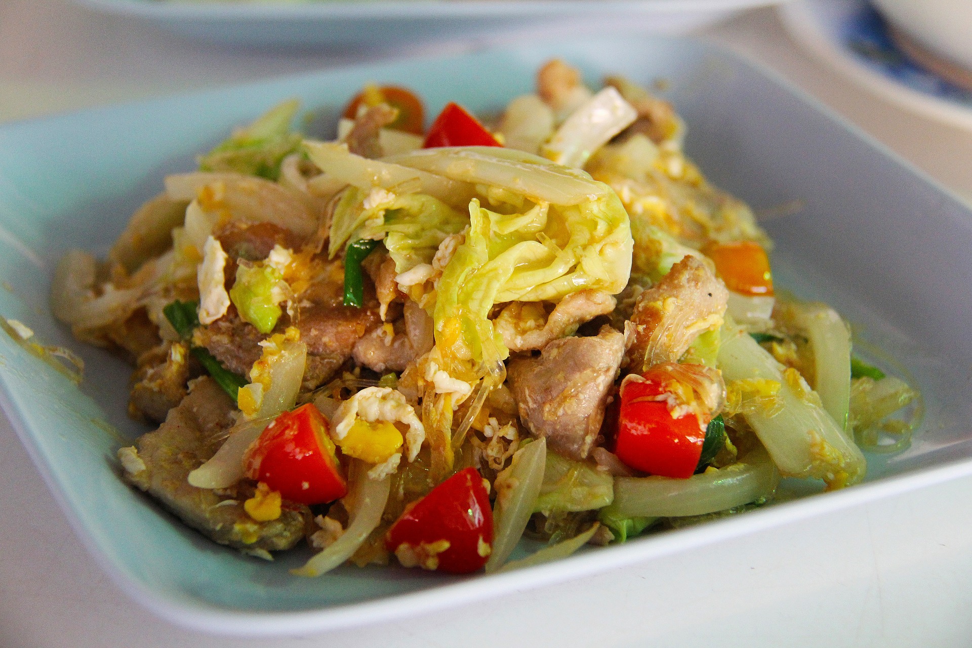 Cotlet de porc cu salată Cotlet de porc cu salată