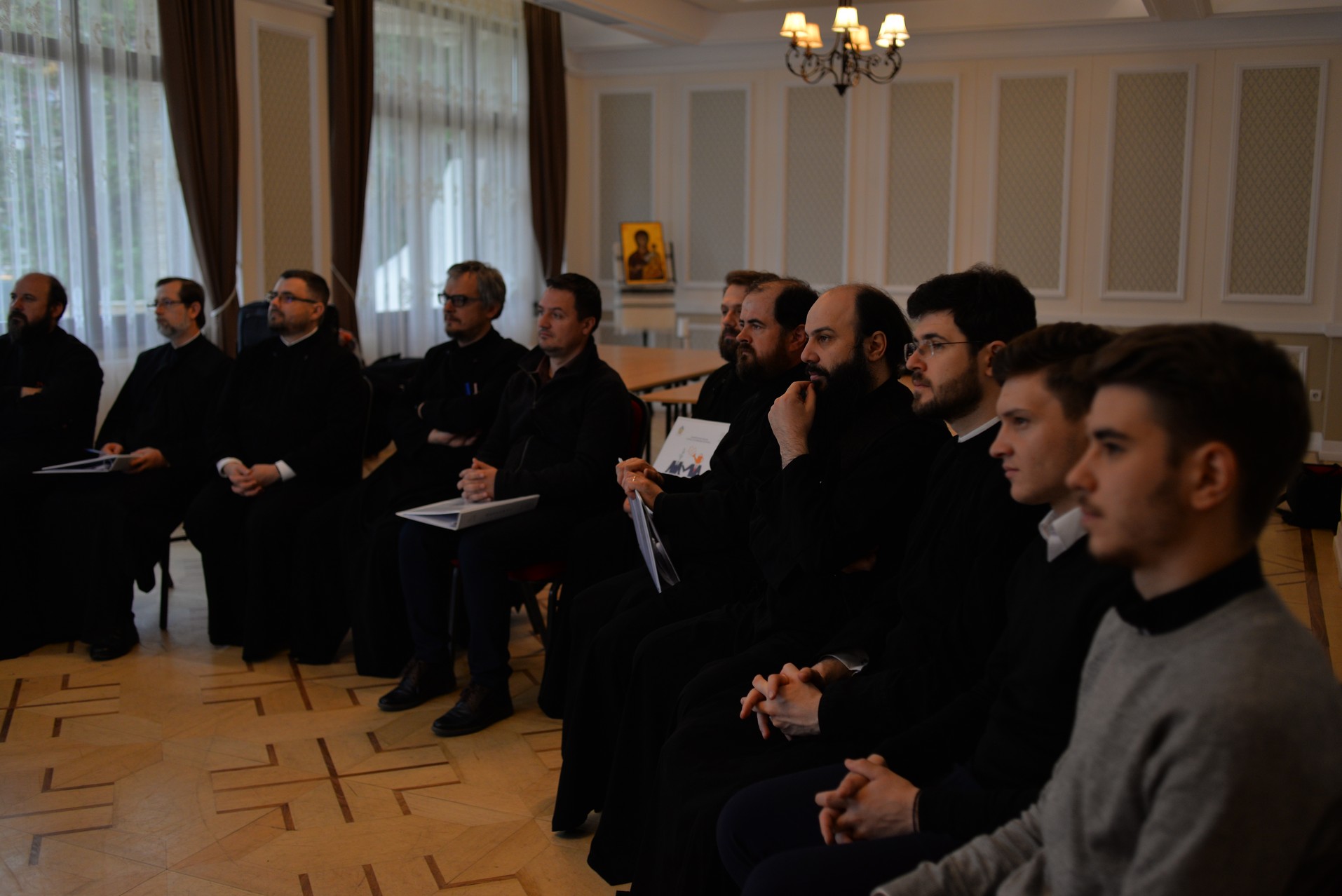 Foto: Bogdan Bulgariu Curs de pregătire a mentorilor din seminariile şi liceele teologice ale Arhiepiscopiei Iaşilor