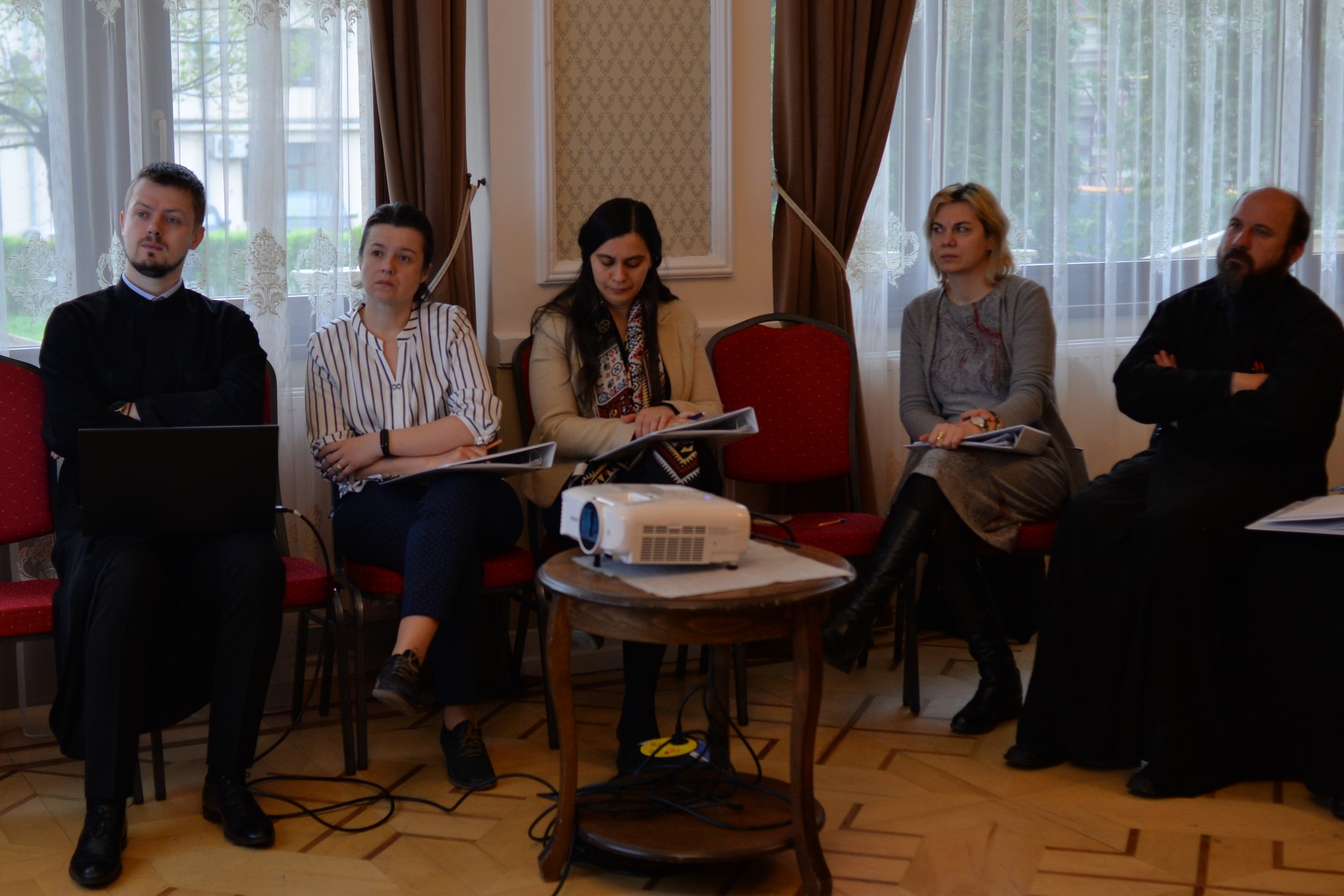 Foto: Bogdan Bulgariu Curs de pregătire a mentorilor din seminariile şi liceele teologice ale Arhiepiscopiei Iaşilor