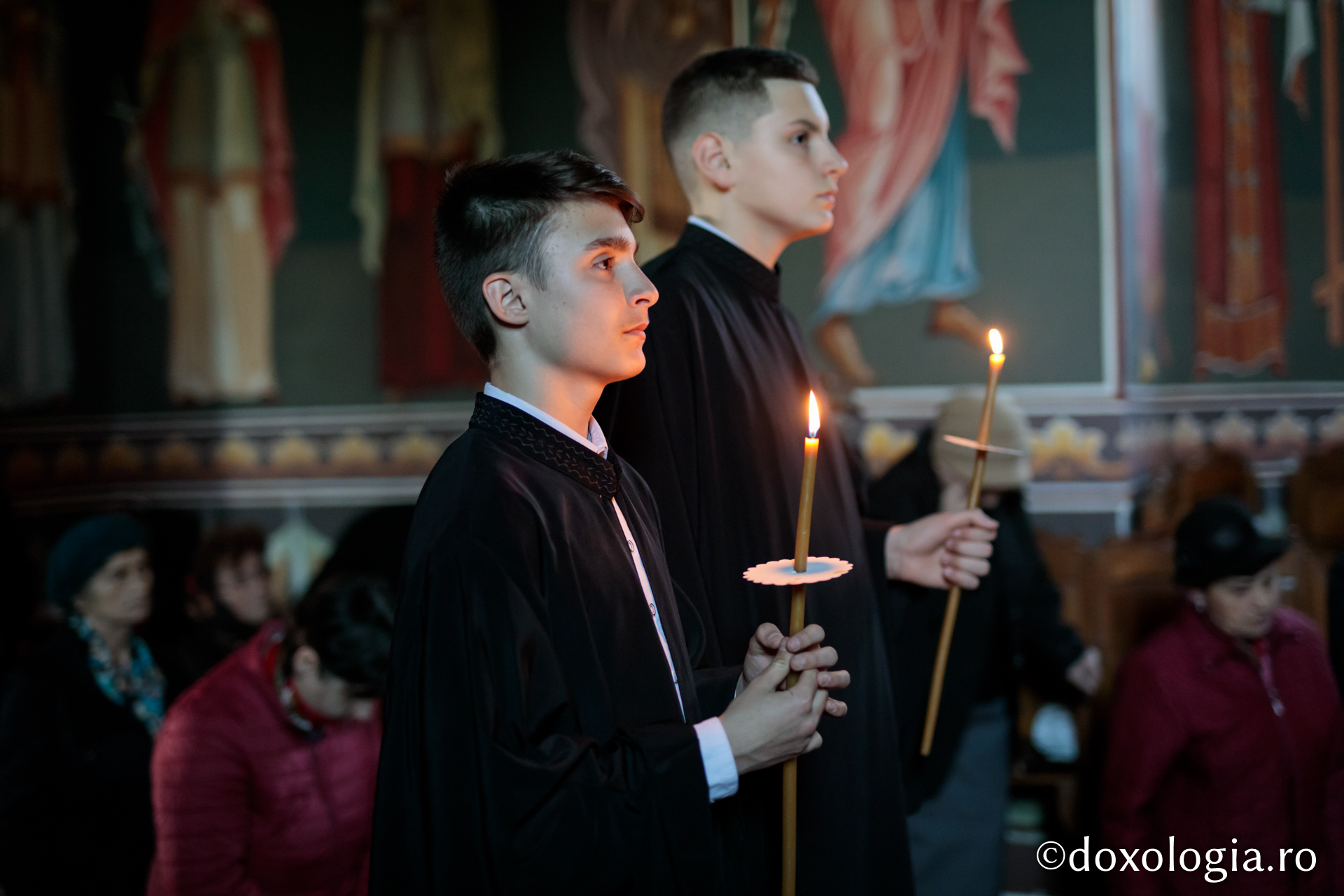 Și eu L-am răstignit pe Hristos – pelerini pe drumul spre Înviere