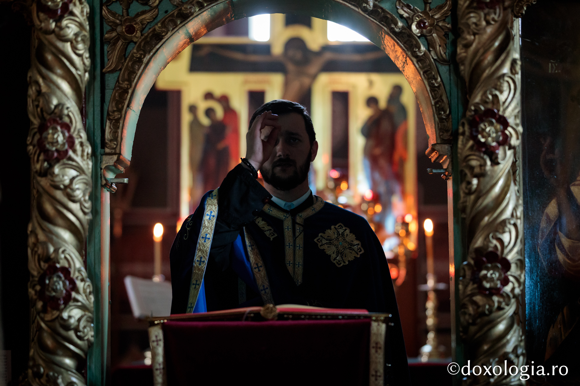 Și eu L-am răstignit pe Hristos – pelerini pe drumul spre Înviere