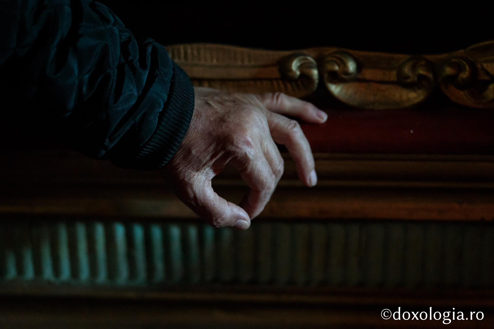 Și eu L-am răstignit pe Hristos – pelerini pe drumul spre Înviere