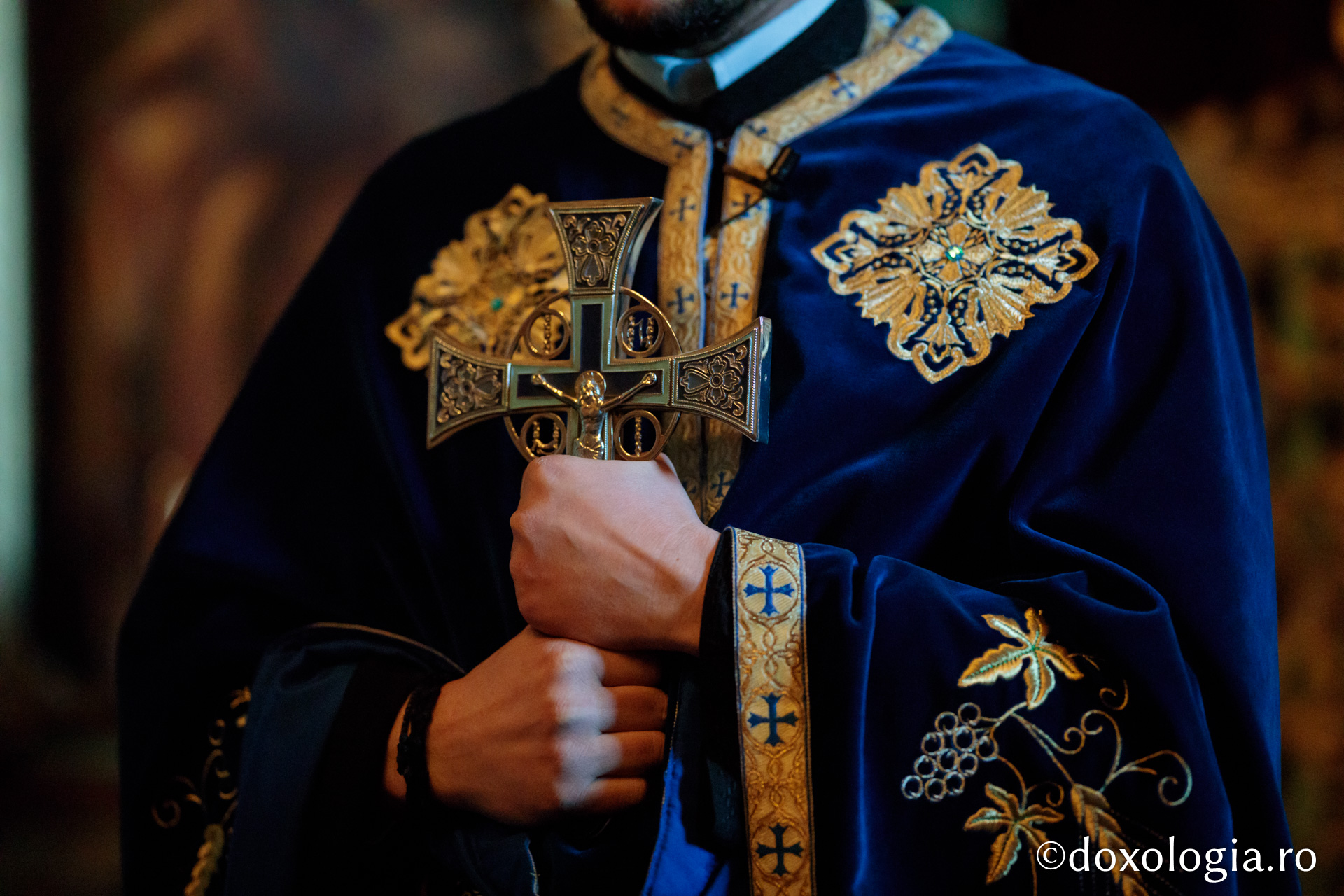 Și eu L-am răstignit pe Hristos – pelerini pe drumul spre Înviere