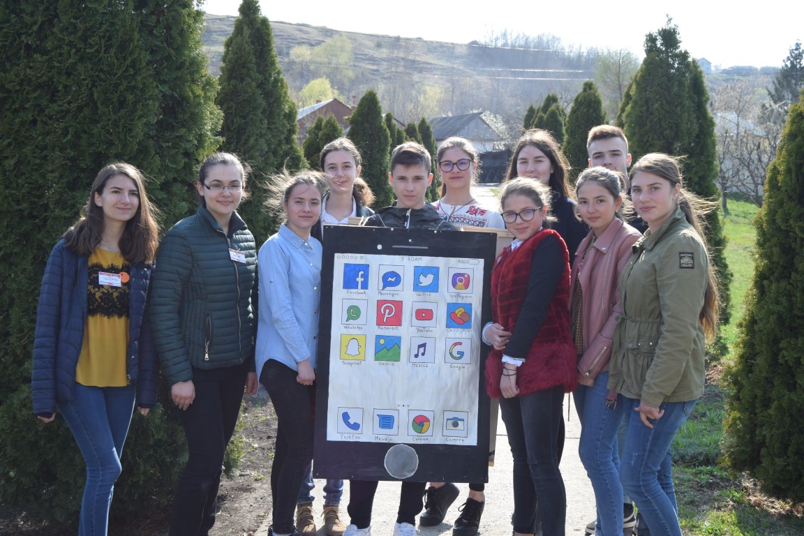 Evenimentul „Ora de Net”, organizat de ATOR Costeşti