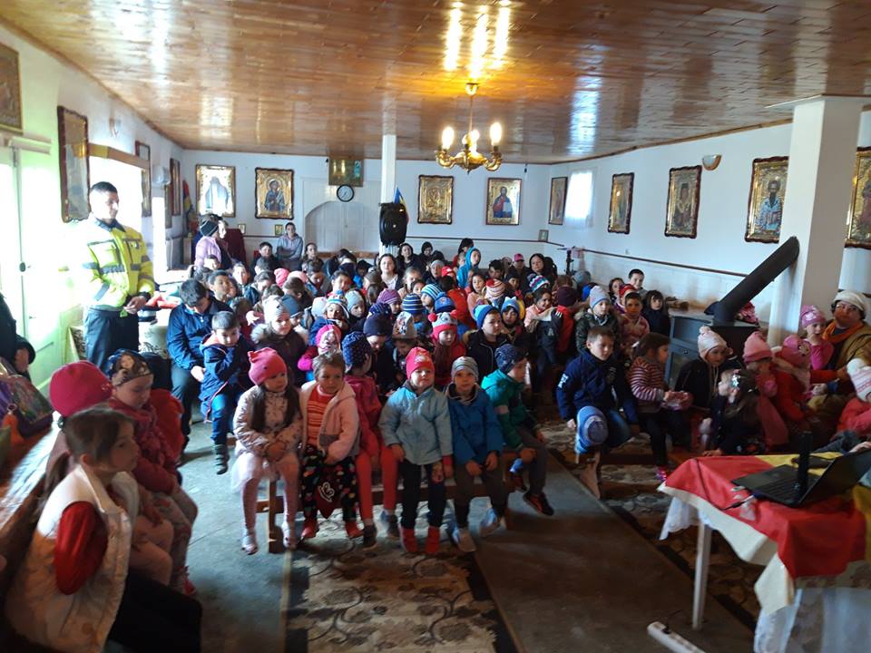 „Desenăm pentru viaţă” în Parohia Larga