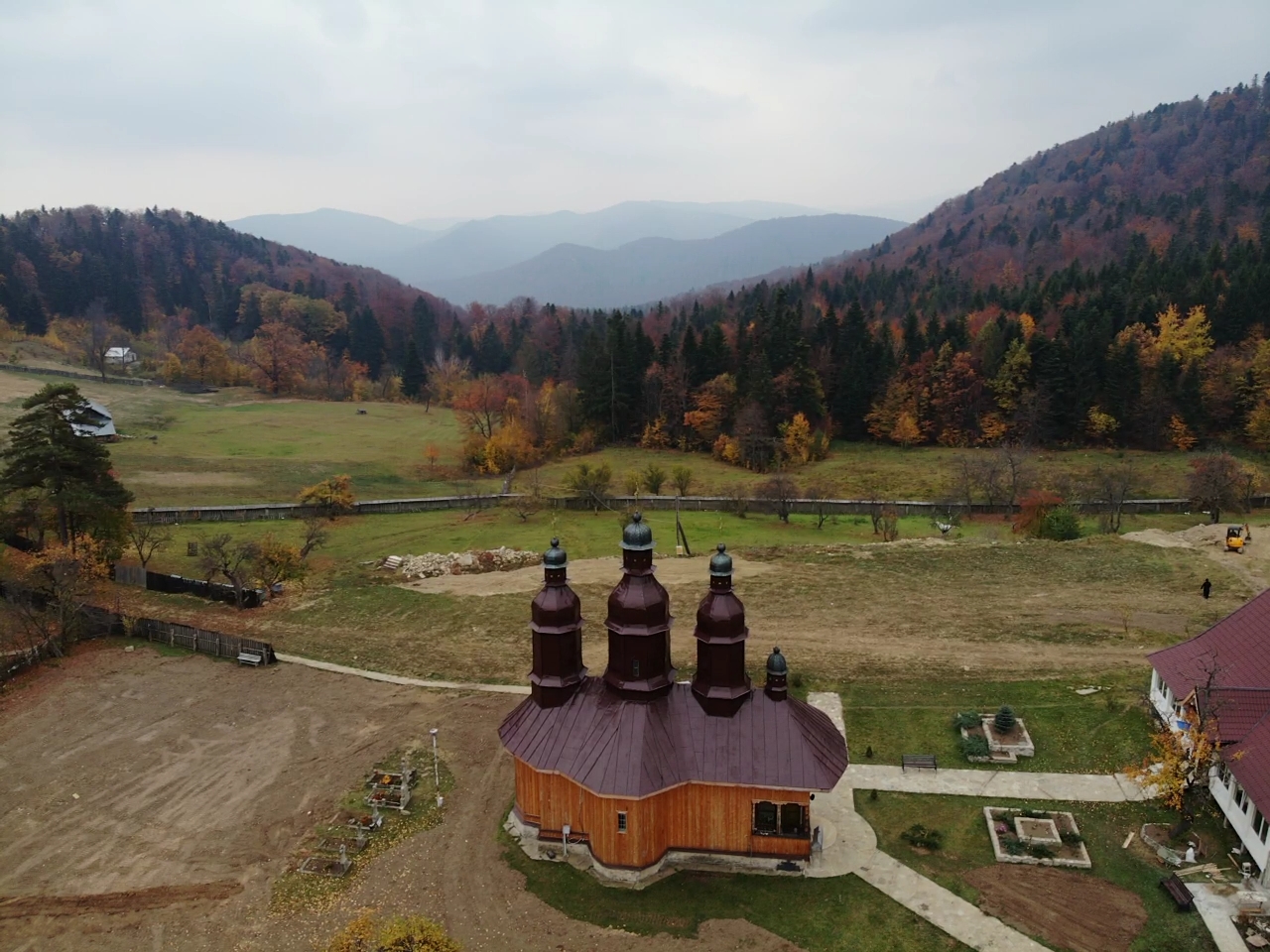 Sfântul Ierarh Pahomie de la Gledin va fi serbat la Schitul Pocrov