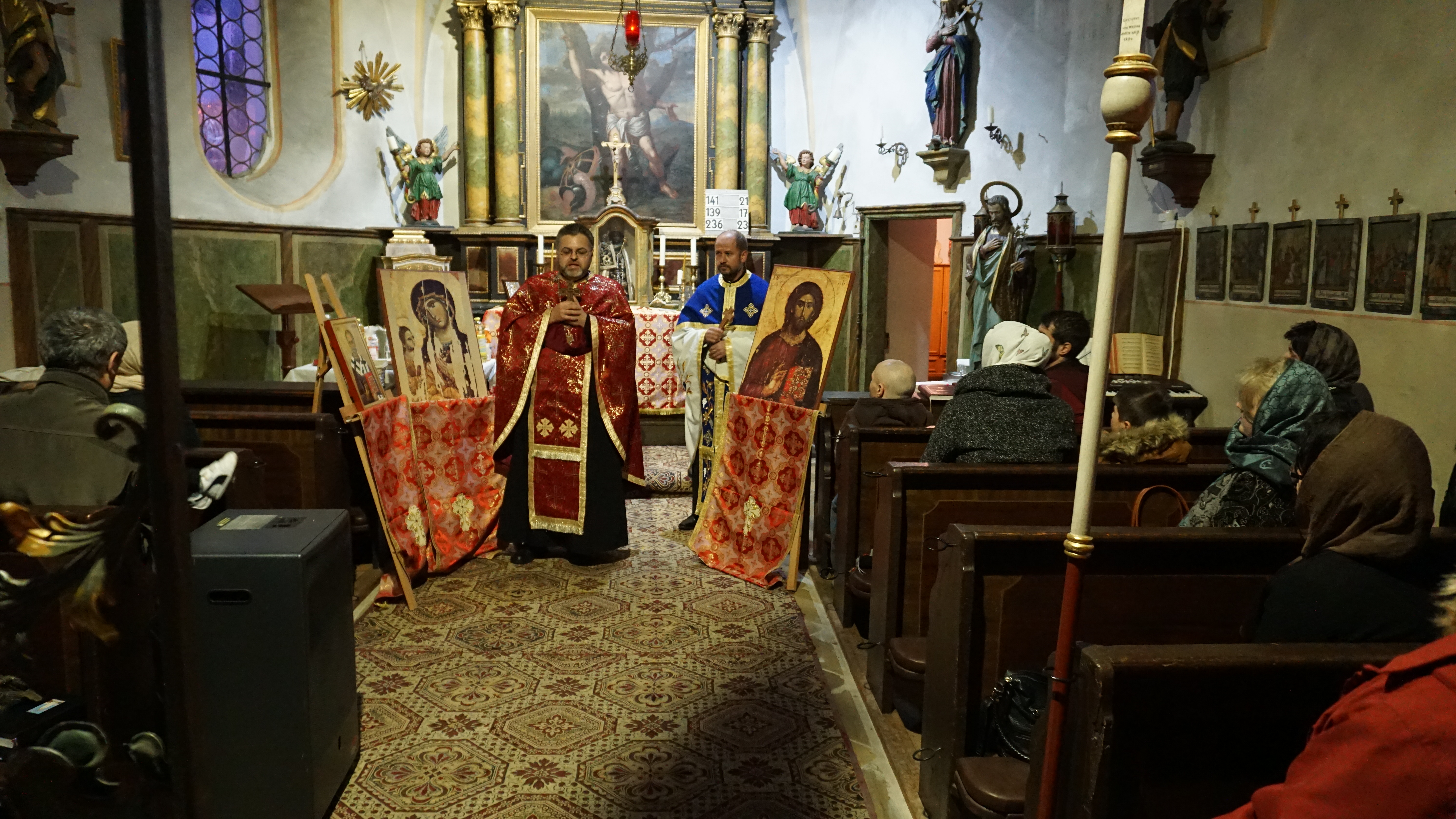 Taina Sfântului Maslu, în Parohia „Sfinții Ierarhi Nicolae și Corbinian” din Garmisch-Partenkirchen