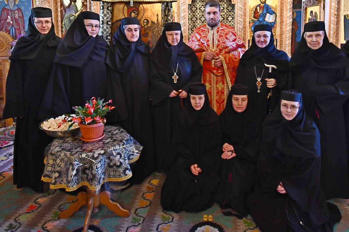 Mănăstirea Voroneț a aniversat 28 de ani de la reînființare