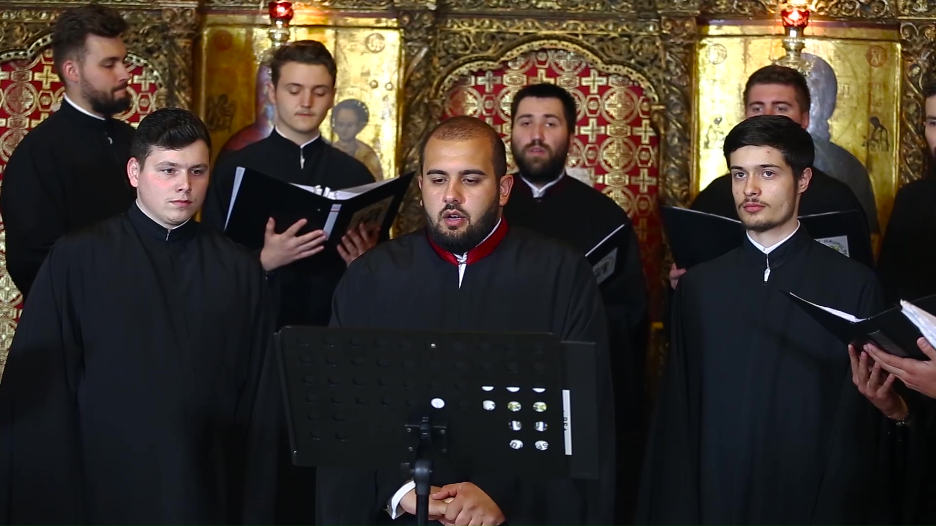 (Video) Grupul psaltic „Andrei Șaguna” - „Înfricoșatu-s-a pământul”, irmos calofonic