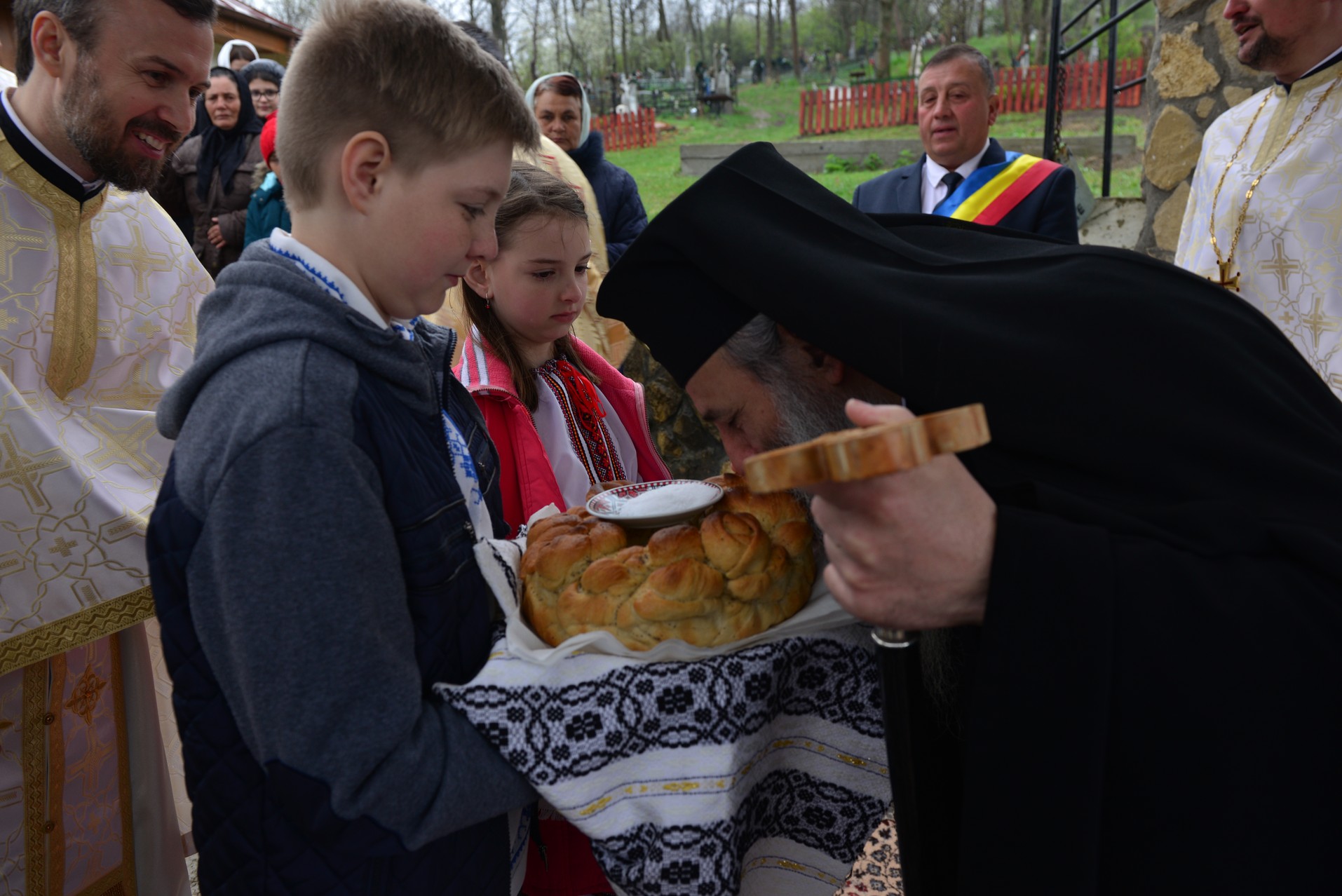 IPS Mitropolit Teofan, la Rădeni: „Să recunoaștem că suntem oameni păcătoși - acesta este primul pas către Dumnezeu”