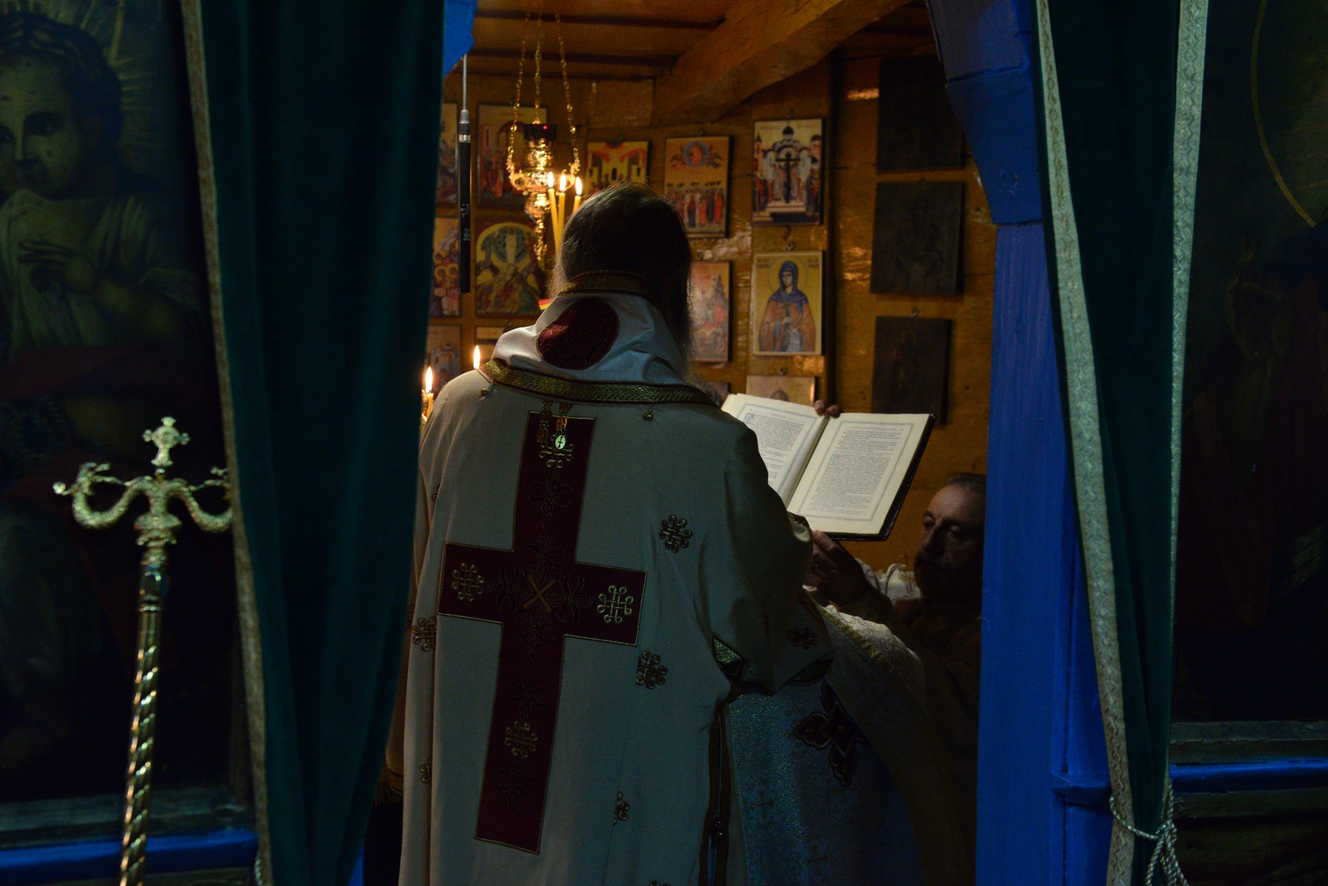 IPS Mitropolit Teofan, la Rădeni: „Să recunoaștem că suntem oameni păcătoși - acesta este primul pas către Dumnezeu”