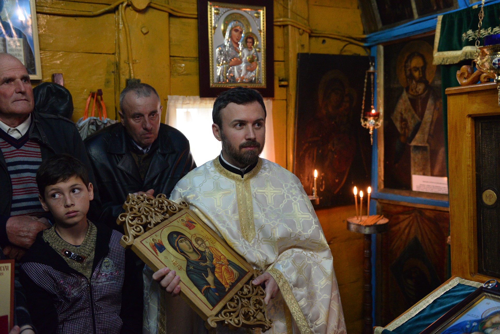 IPS Mitropolit Teofan, la Rădeni: „Să recunoaștem că suntem oameni păcătoși - acesta este primul pas către Dumnezeu”