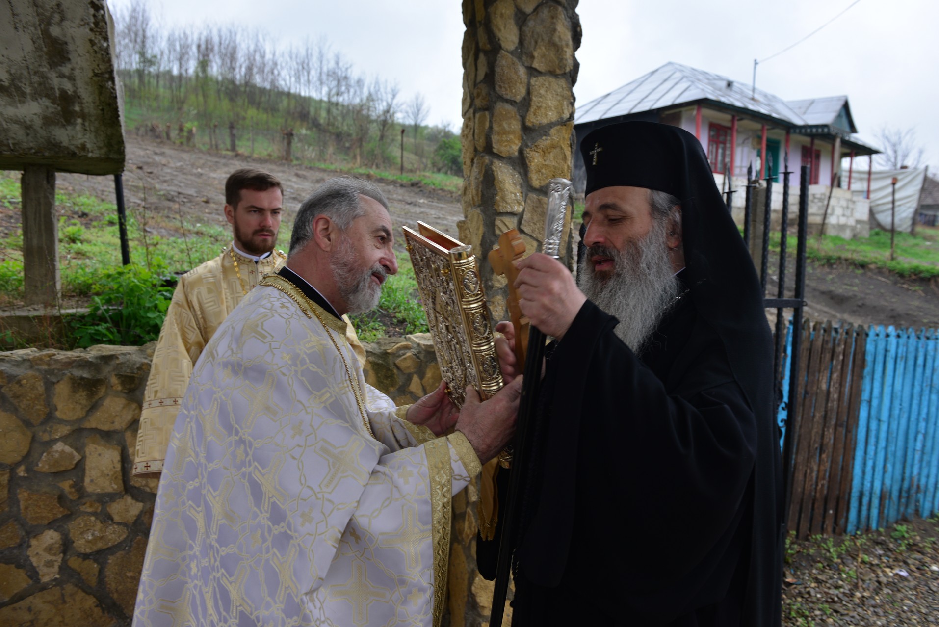 IPS Mitropolit Teofan, la Rădeni: „Să recunoaștem că suntem oameni păcătoși - acesta este primul pas către Dumnezeu”