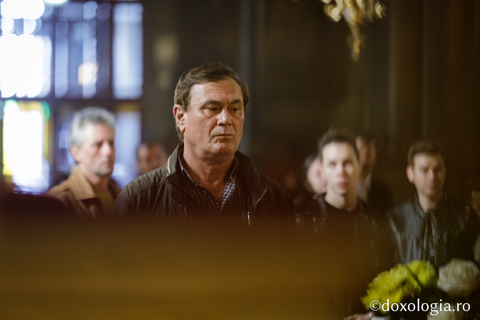 Liturghia din Sfânta și Marea Sâmbătă/ Foto: Oana Nechifor Cu un pas mai aproape de Bucurie – pelerini pe drumul spre Înviere