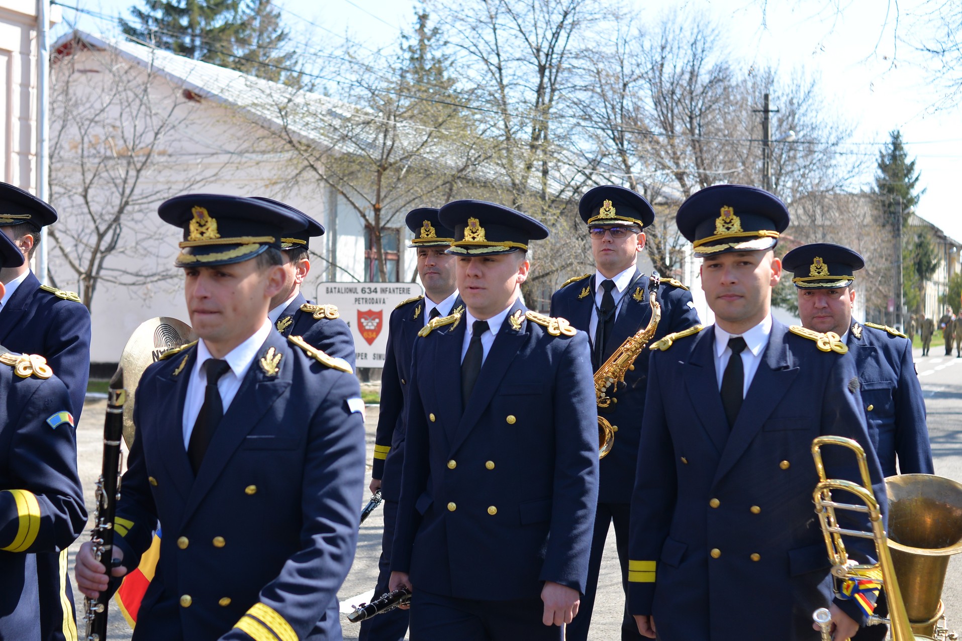 „Pentru o unitate militară, drapelul semnifică același lucru precum Crucea pentru Biserică”