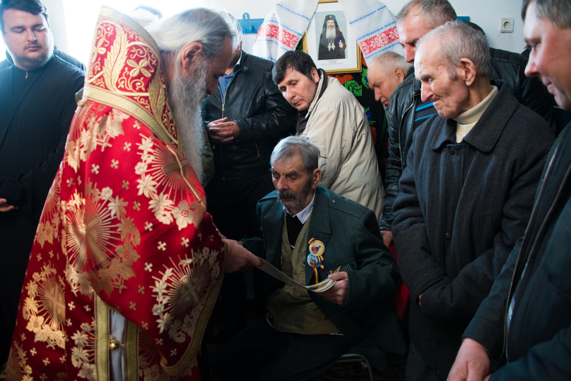 Slujire arhierească la Stolniceni, comuna Răuseni: „Omul își răstignește inima când îi iartă pe vrăjmași”