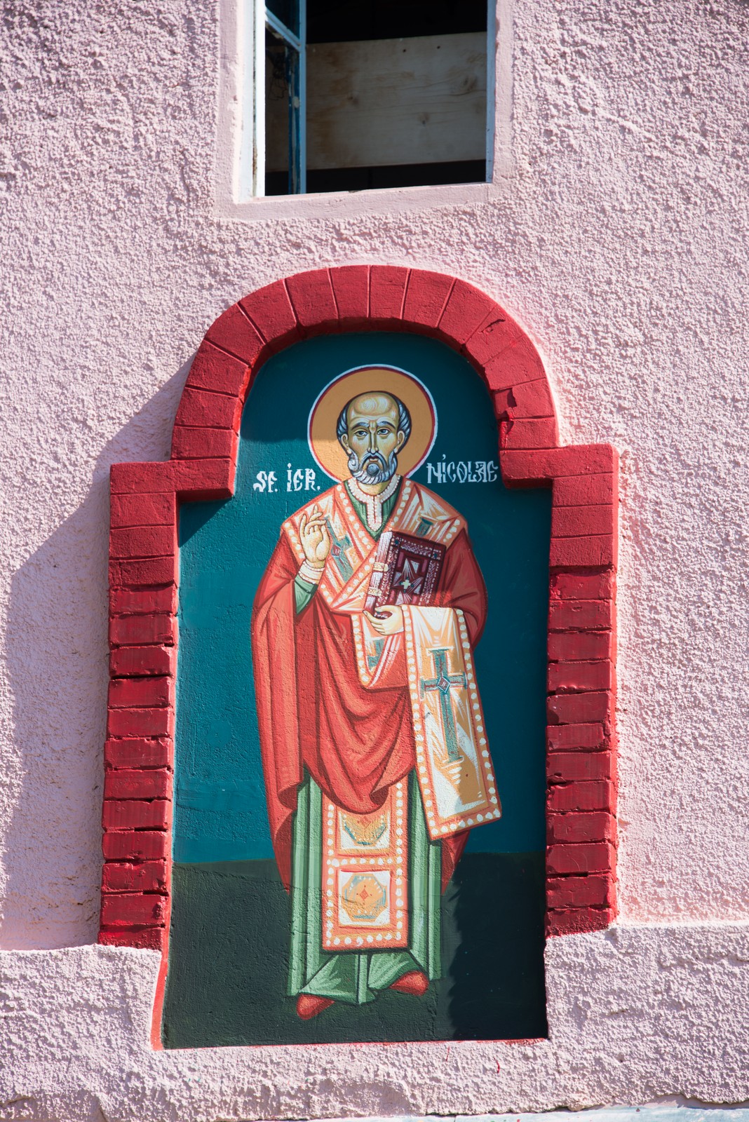 Slujire arhierească la Stolniceni, comuna Răuseni: „Omul își răstignește inima când îi iartă pe vrăjmași”