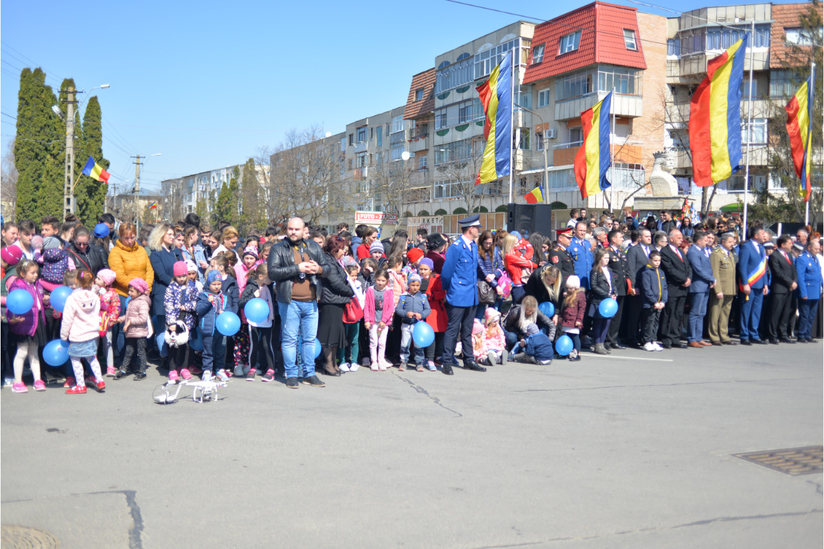 Foto: Alex Atudori Ziua Jandarmeriei Române, marcată militar şi religios la Hârlău și Iași