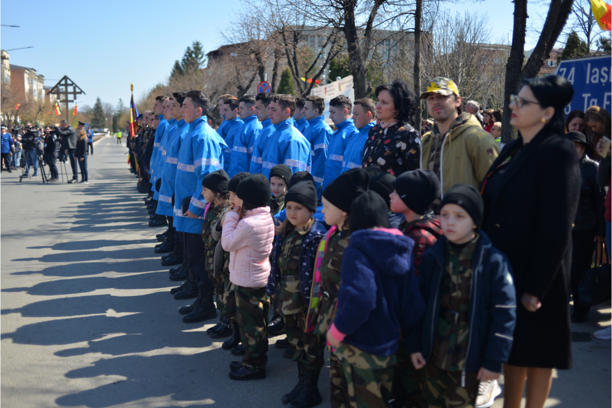 Foto: Alex Atudori Ziua Jandarmeriei Române, marcată militar şi religios la Hârlău și Iași
