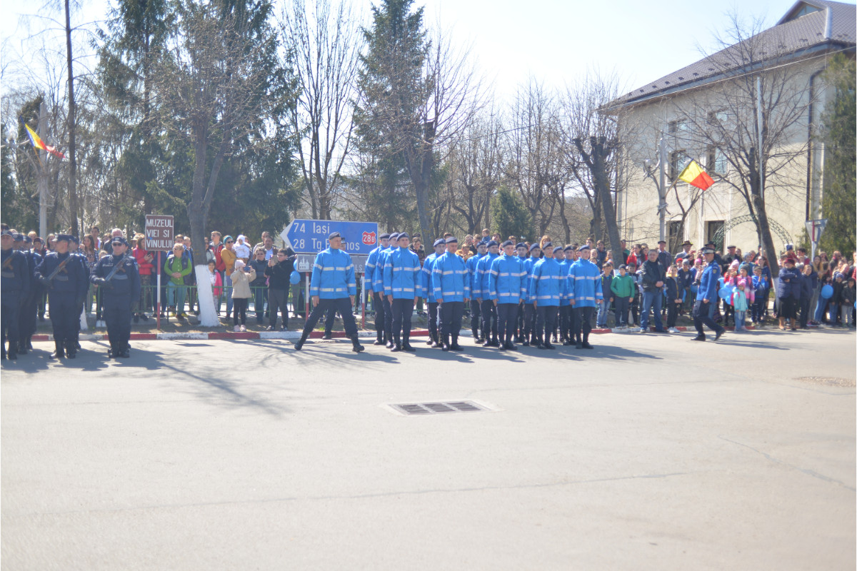 Foto: Alex Atudori Ziua Jandarmeriei Române, marcată militar şi religios la Hârlău și Iași