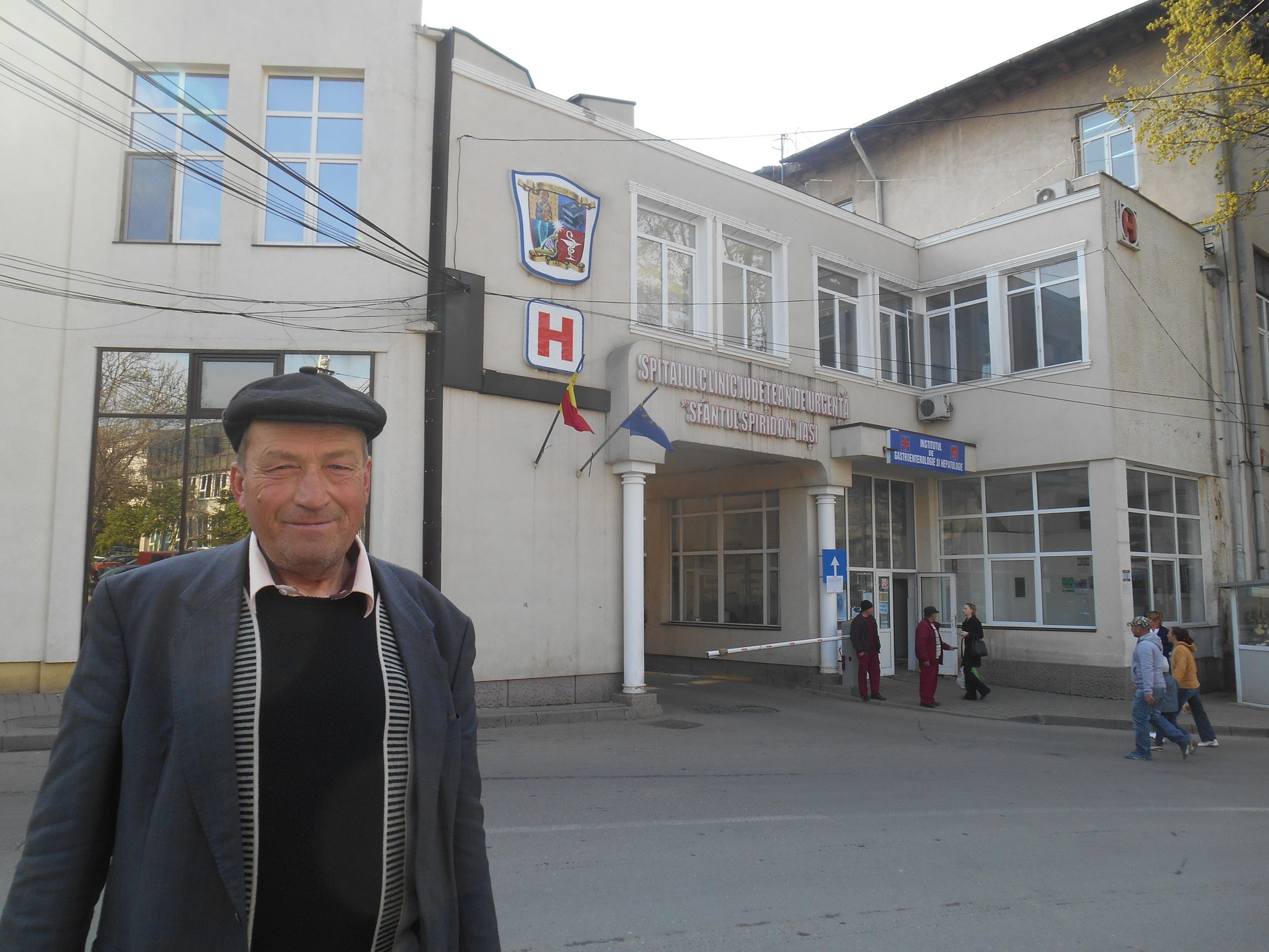 Familii aflate în dificultate din parohiile Chișcăreni și Sat Nou, ajutate de preotul paroh