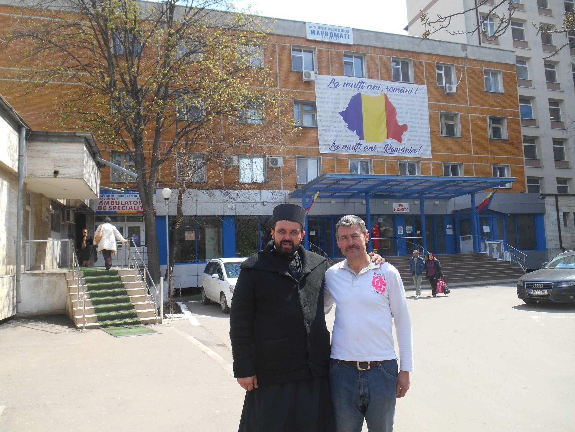 Familii aflate în dificultate din parohiile Chișcăreni și Sat Nou, ajutate de preotul paroh