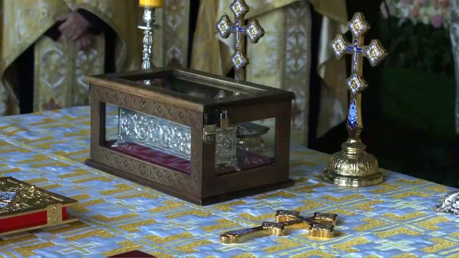 Brâul Maicii Domnului de la Mănăstirea „Kato Xenia” a ajuns la Parohia „Sfânta Cuvioasă Parascheva” din Voluntari