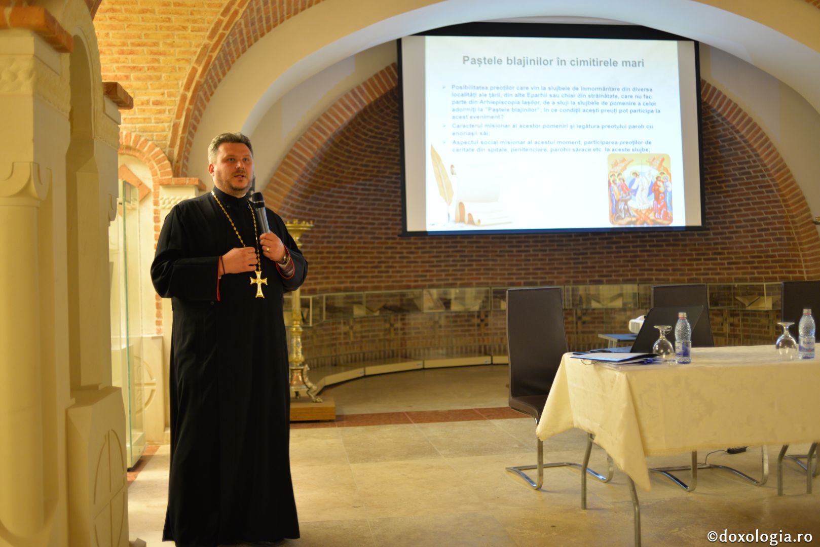 Astăzi a avut loc Conferința preoților misionari de cimitir din Eparhia Iașilor