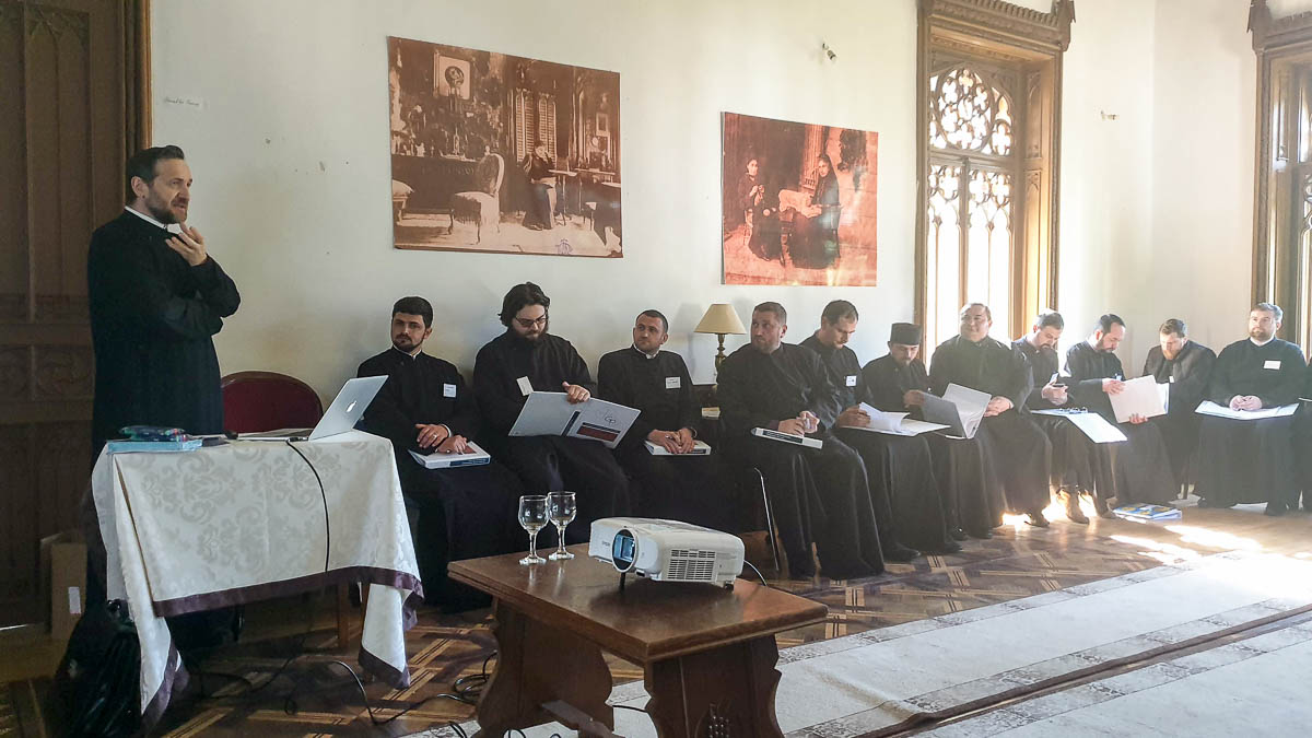 Cursuri pentru obţinerea gradelor profesionale în preoţie