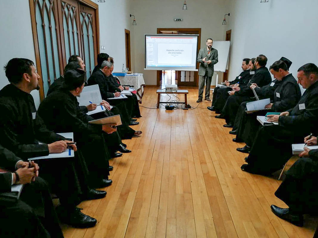 Cursuri pentru obţinerea gradelor profesionale în preoţie