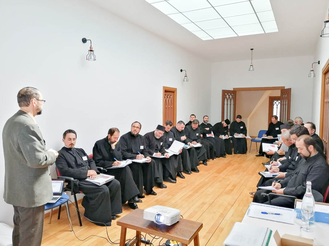 Cursuri pentru obţinerea gradelor profesionale în preoţie