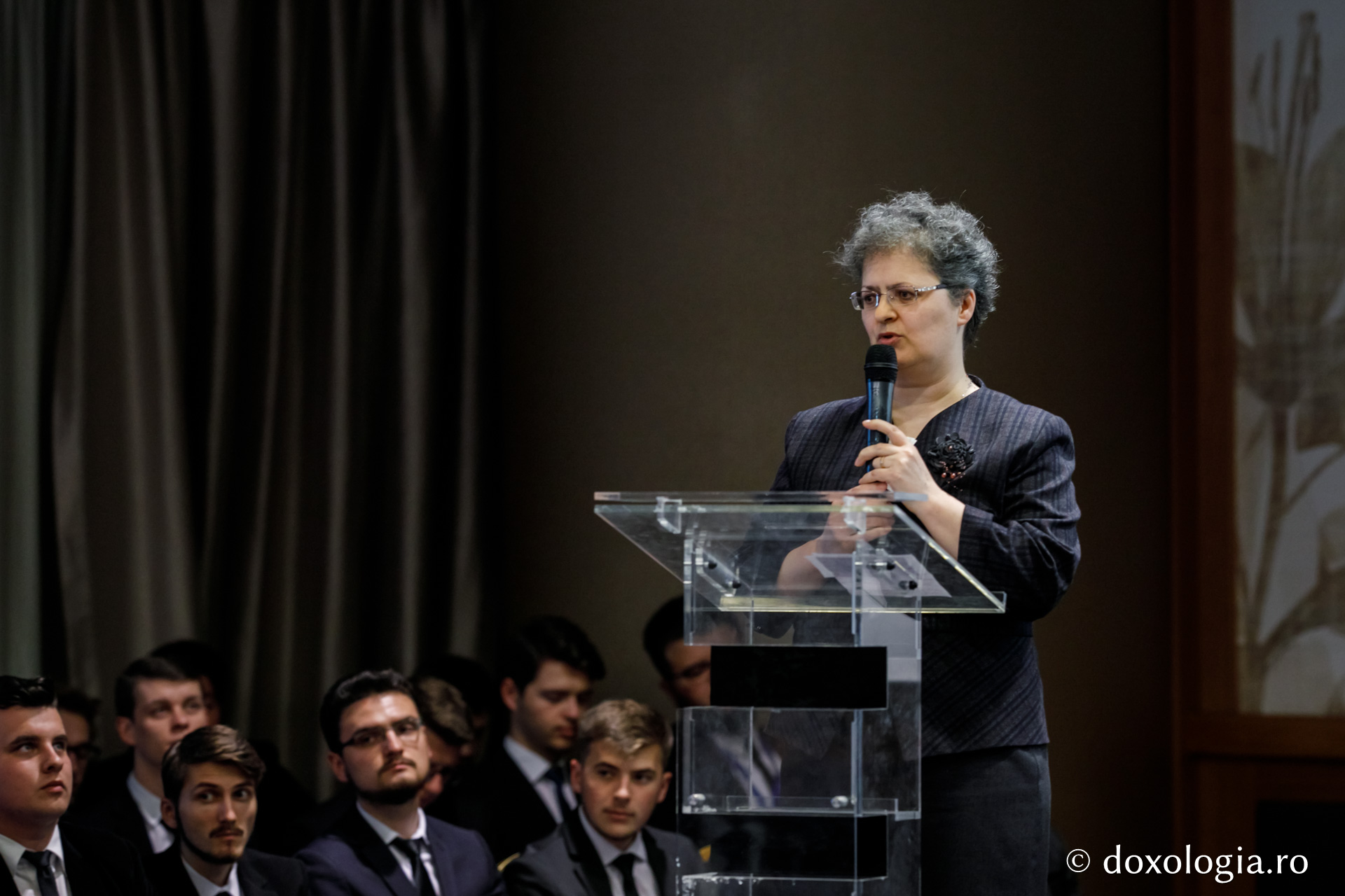 Participanții Simpozionului Internațional „Dumitru Stăniloae” dezbat tema „Creştinismul în postcomunism (1989-2019): tranziţie - terapie - tendinţe”