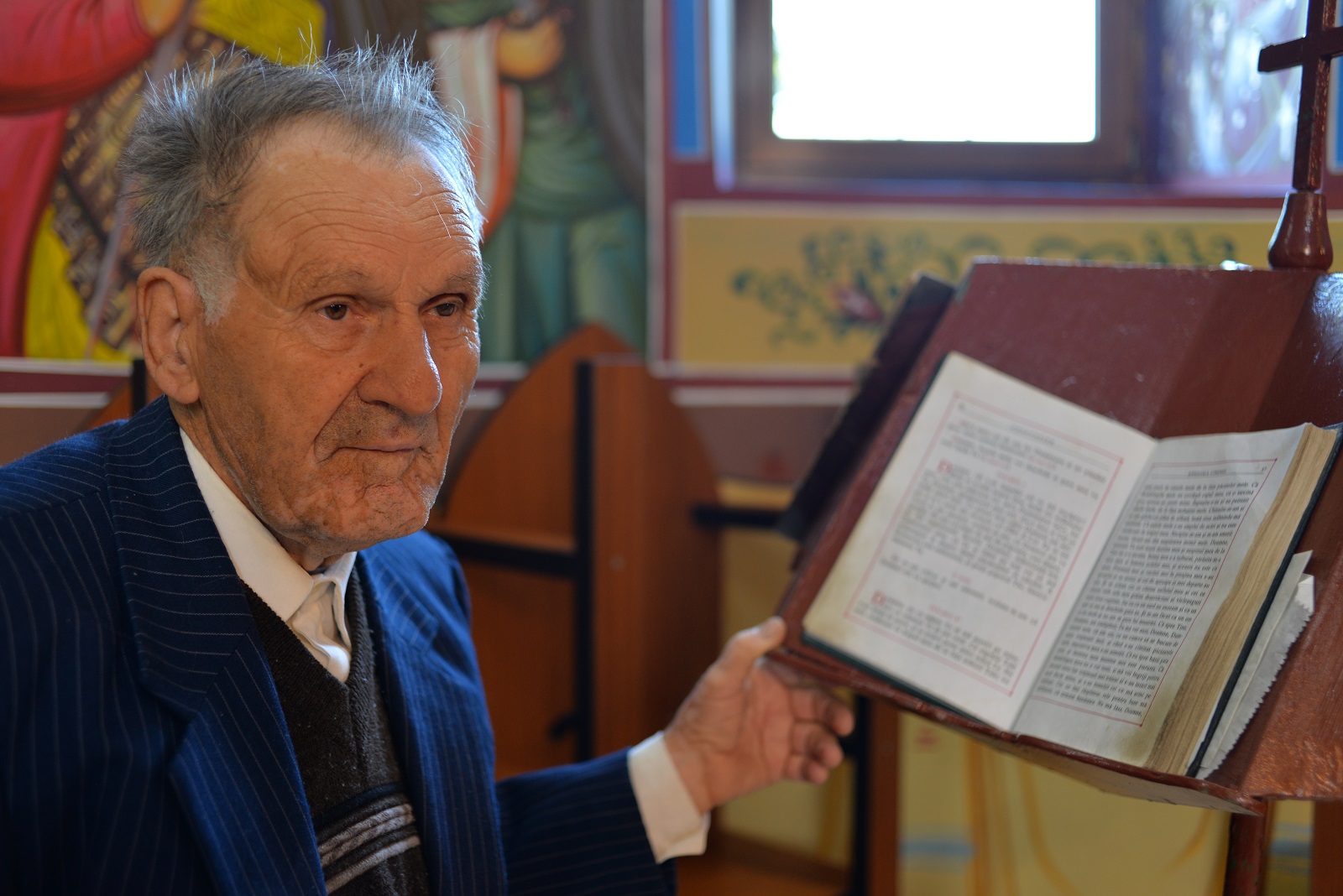 Foto: Bogdan Bulgariu Resfințire de biserică în parohia Luceni