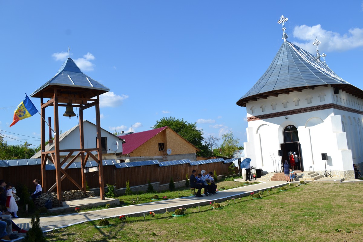 Slujbă misionară în Parohia Unguroaia, Protopopiatul Botoşani