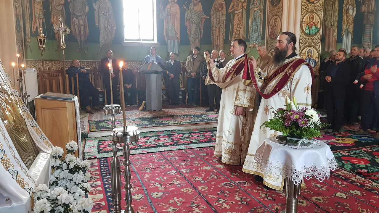 IPS Părinte Pimen a slujit cu ocazia hramului Parohiei Slătioara