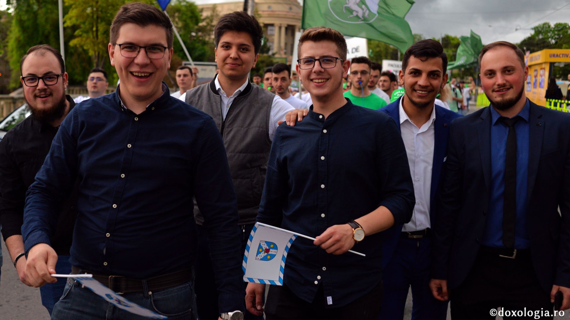 Marşul Absolvenţilor - mii de studenţi ieşeni în ritm de bucurie