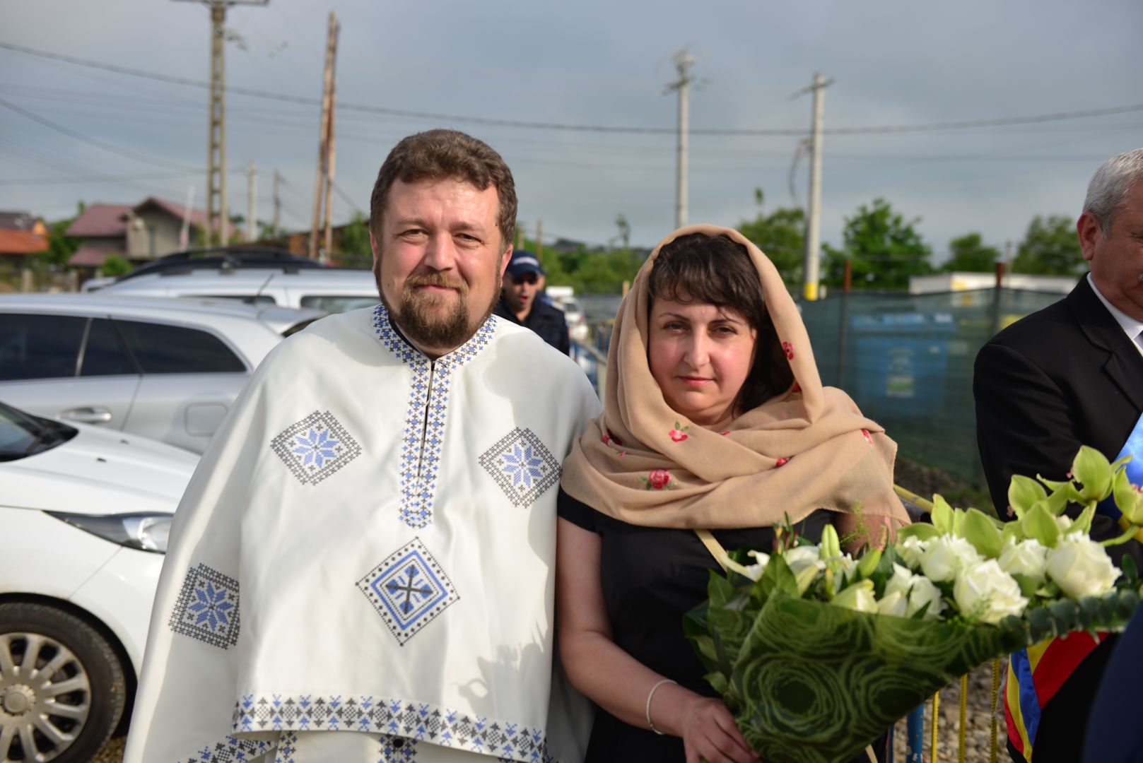 Slujire arhierească și sfințire în Valea Adâncă – IPS Mitropolit Teofan: „Biserica o facem pentru că dorim să fim ucenicii lui Hristos”