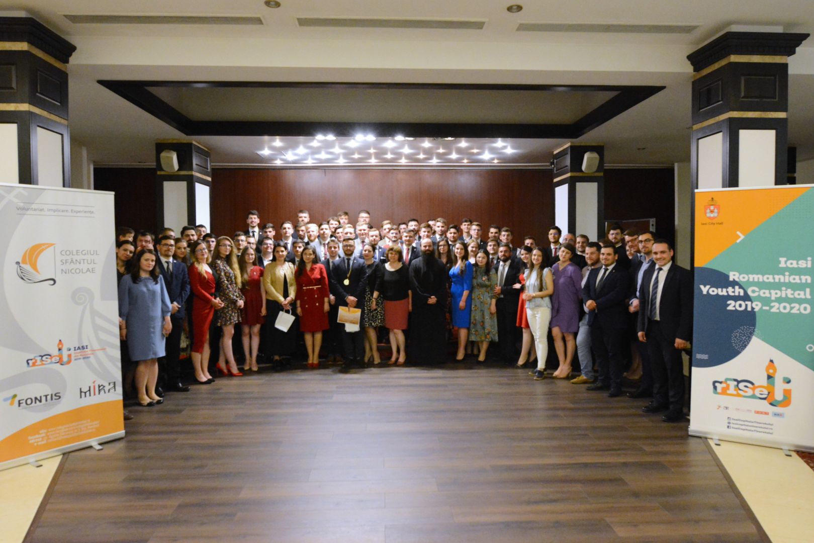 (Video) Gala voluntarilor Colegiului „Sfântul Nicolae” din Iași